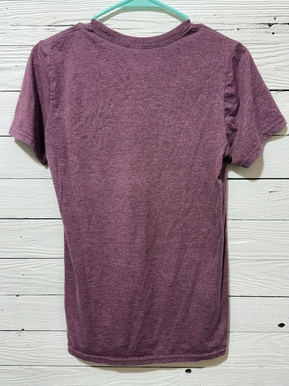 Gildan Softstyle Heather Mauve Crewneck Tee - Picture 4 of 4